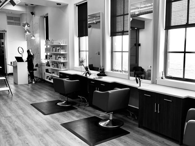 Tablo screen at a venue: Beauty salons